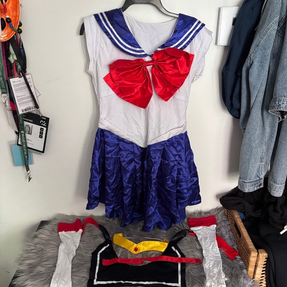Sailor moon cosplay costume - Picture 1 of 3